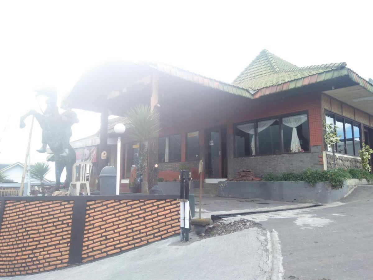 Cemara Indah Hotel Bromo Exterior photo